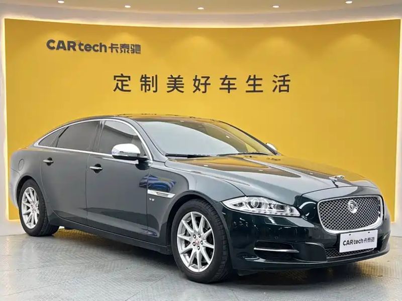 Jaguar XJ