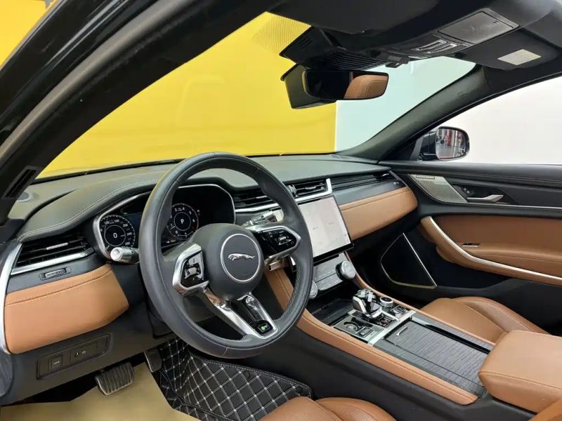 Jaguar xf