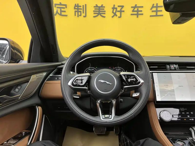 Jaguar xf