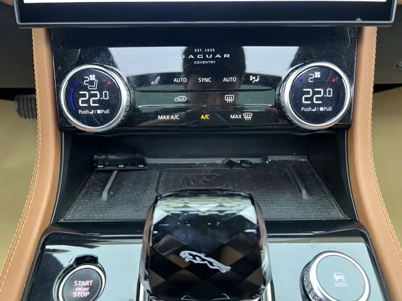 Jaguar xf