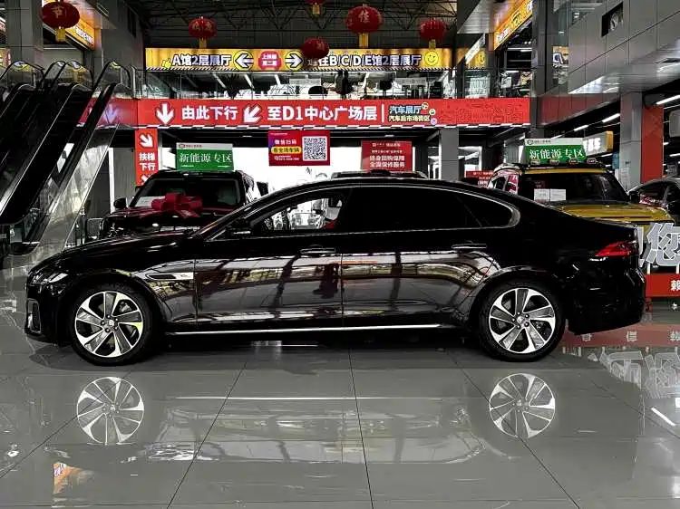 Jaguar xf