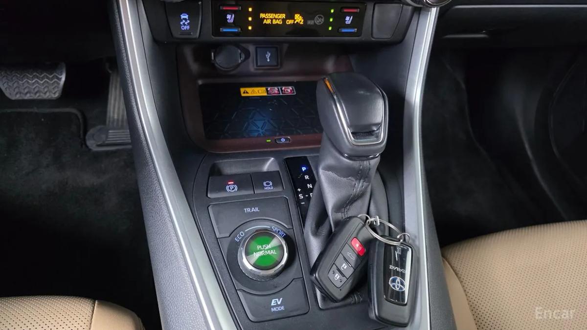 Thumbnail 9