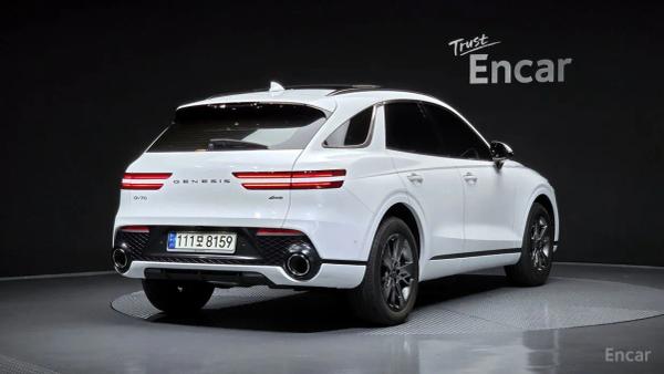 genesis gv70