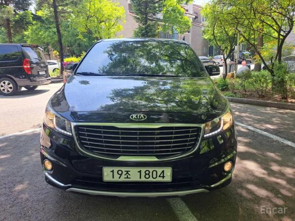 Kia Canival