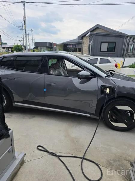 Kia EV4
