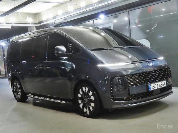 Hyundai Staria