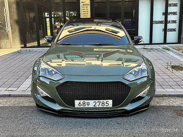 Hyundai Genesis