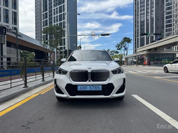 bmw ix1