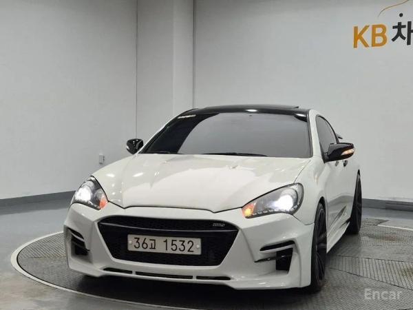Hyundai Genesis