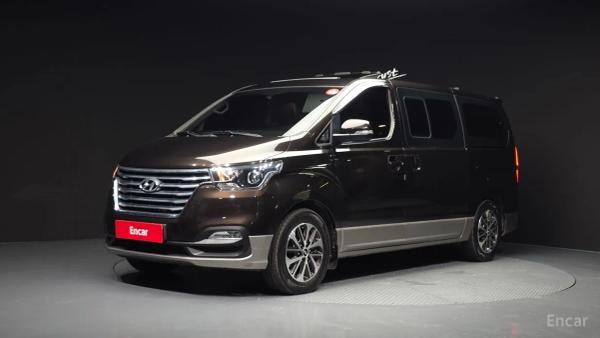 Hyundai Starex