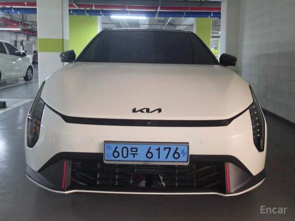 Kia EV4